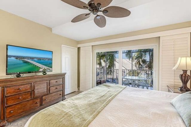 160 Palm St, Unit 312, Marco Island, FL 34145 Photo