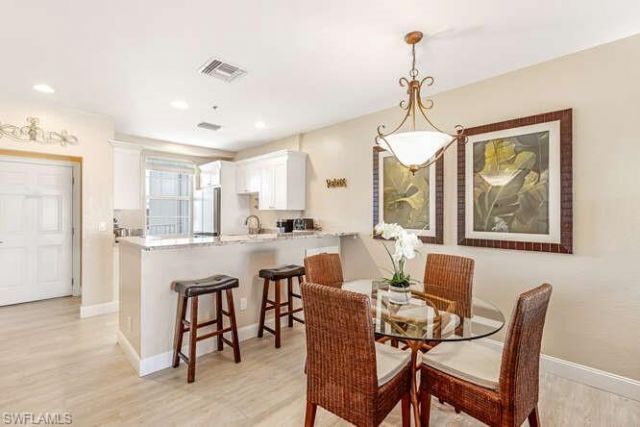 160 Palm St, Unit 312, Marco Island, FL 34145 Photo