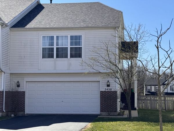 2450 Saddle Ridge Drive, Joliet, IL 60432