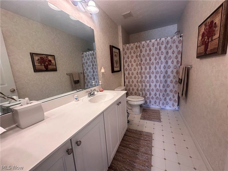 6062 White Tail Lane, Lorain, OH 44053 Photo 20