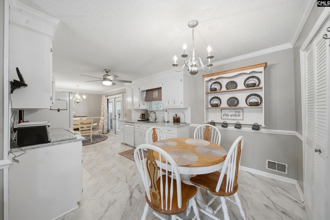 844 Seton Road  Photo 11