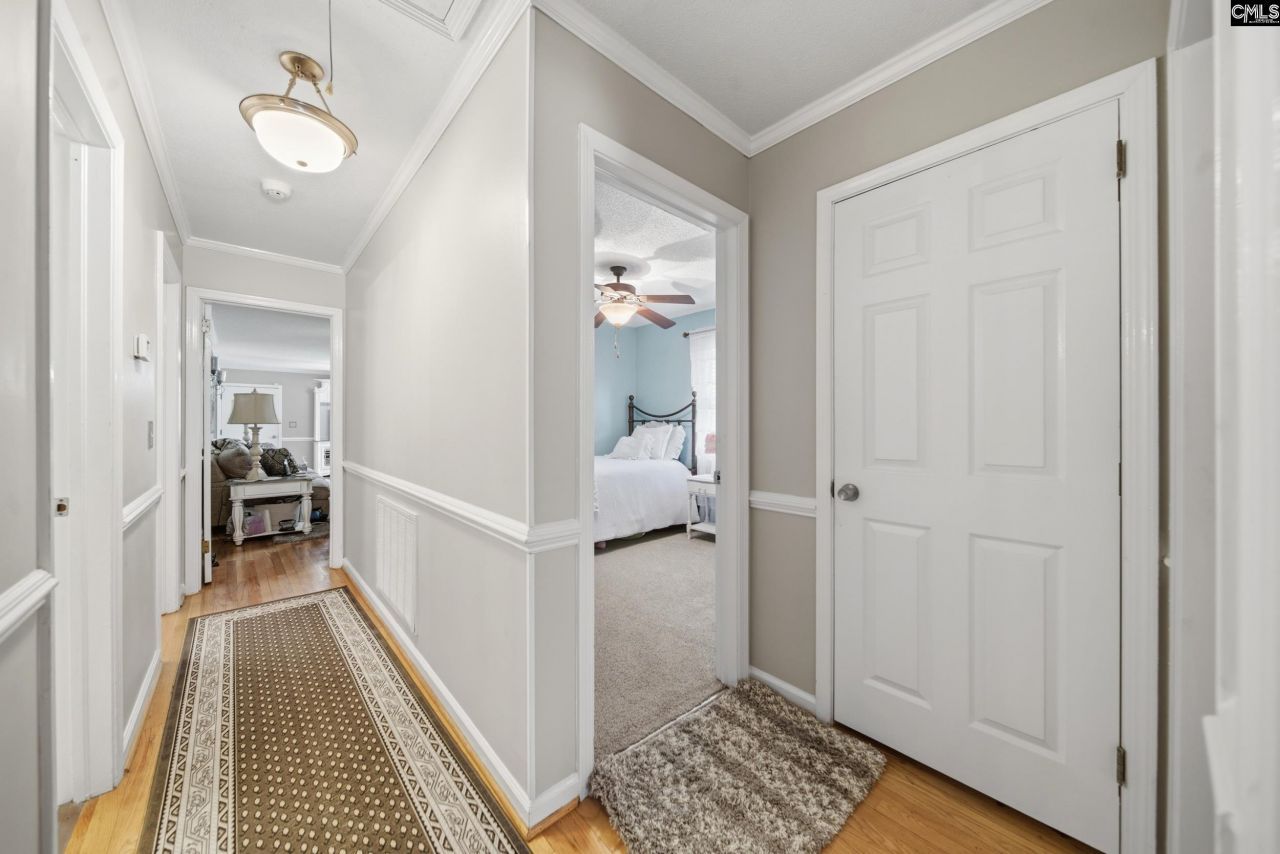 844 Seton Road  Photo 14