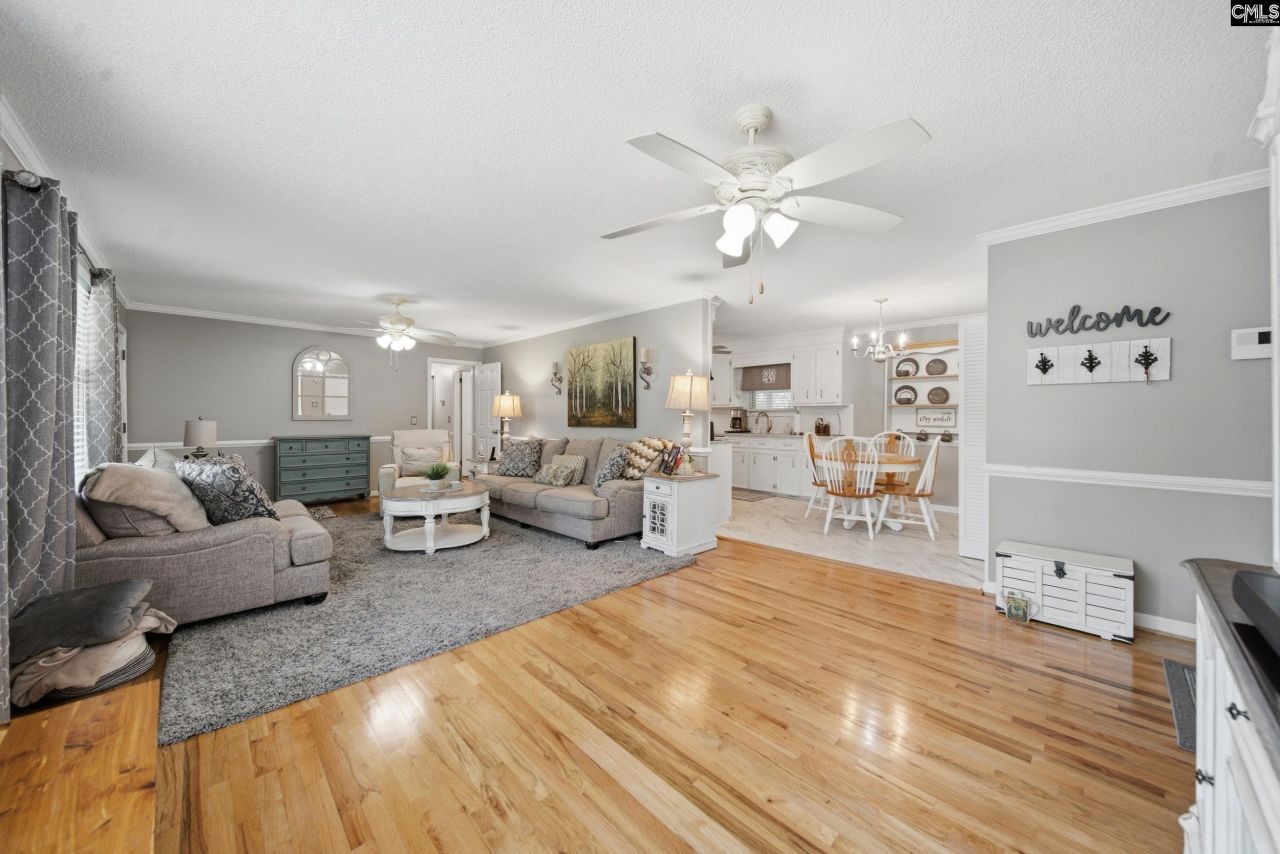 844 Seton Road  Photo 6