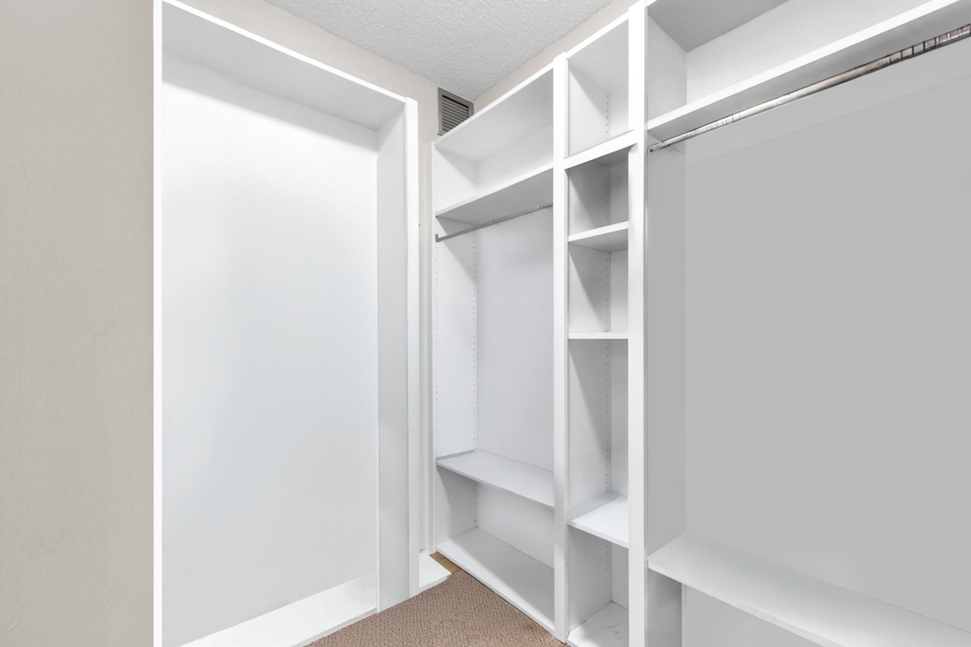 1501 Marina Isle Way, Unit 305, Jupiter, FL 33477 Photo