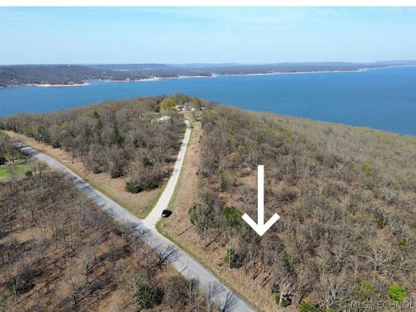 34 Cliff Heights , Stigler, OK 74462