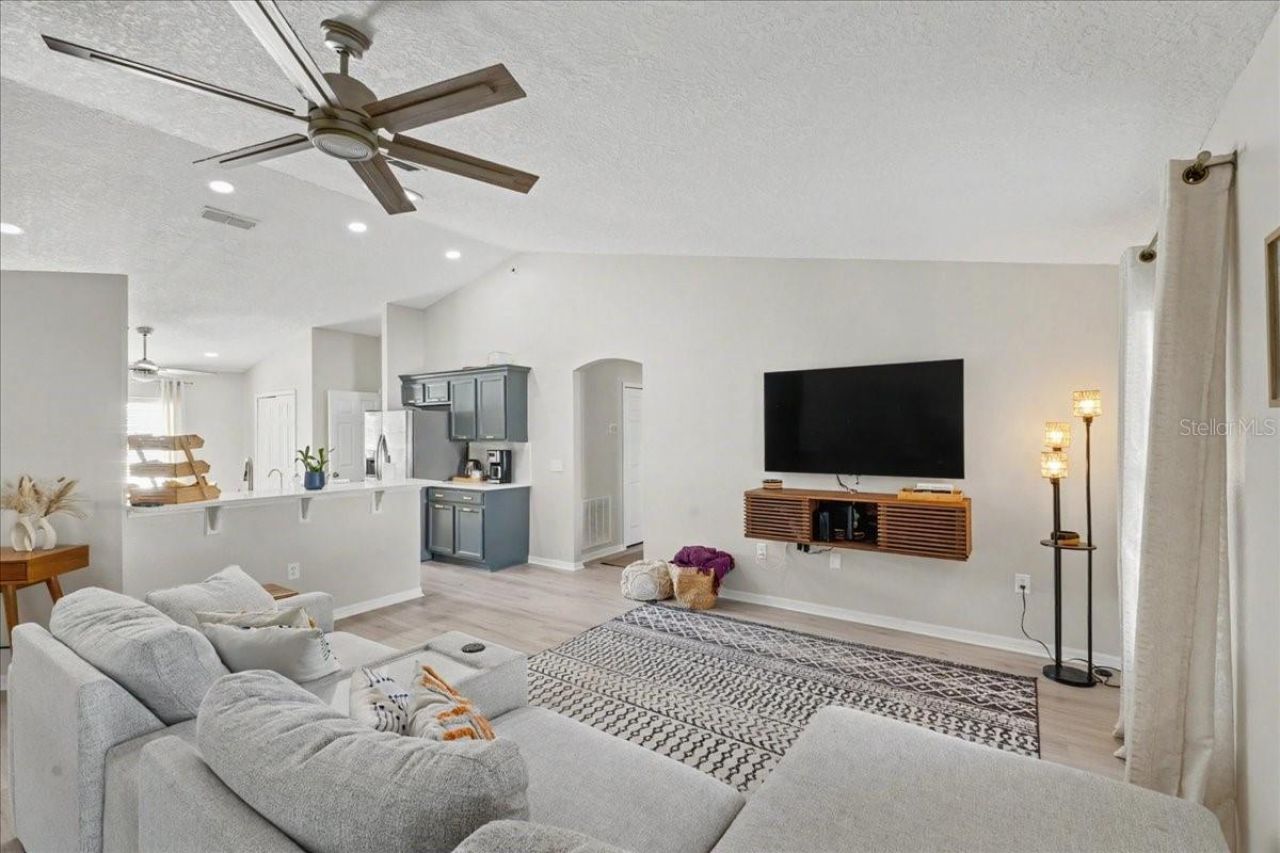 342 Mariners Gate Drive, Edgewater, FL 32141 Photo