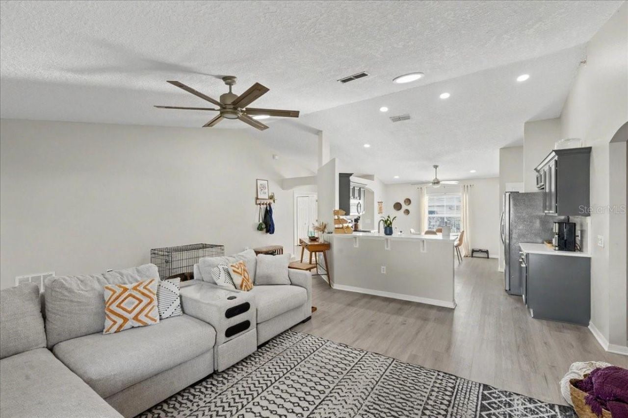 342 Mariners Gate Drive, Edgewater, FL 32141 Photo