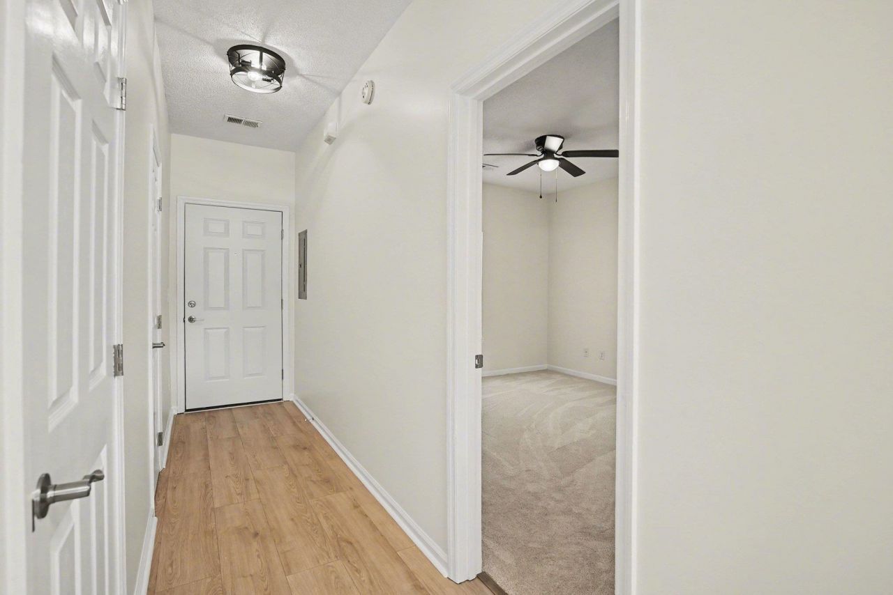 3931 Gladiola Ct.  Photo 10