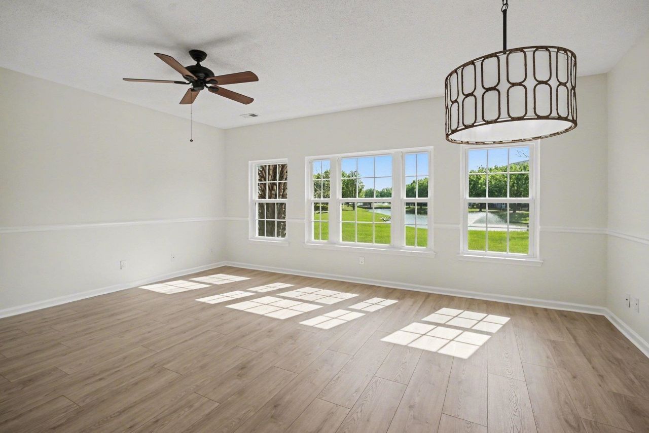 3931 Gladiola Ct.  Photo 4