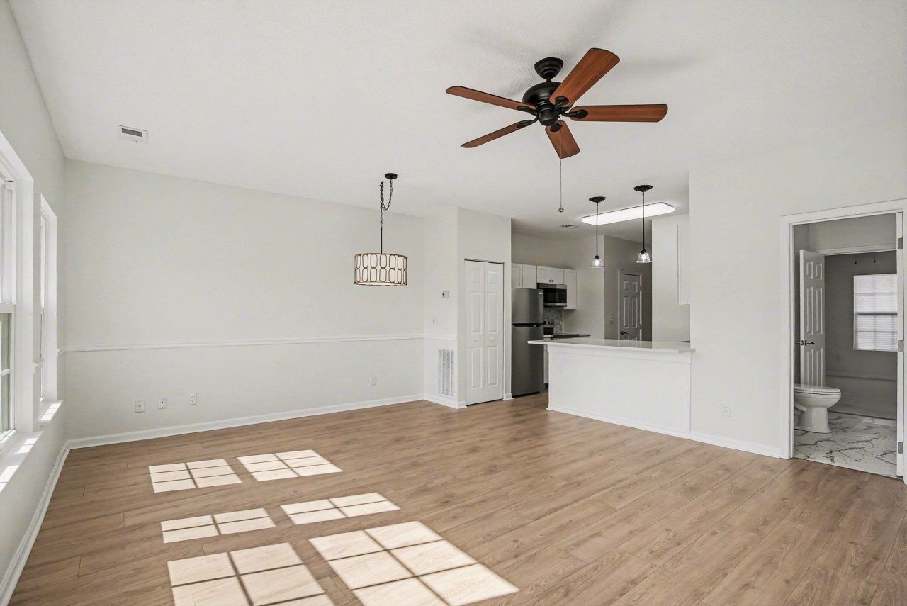 3931 Gladiola Ct.  Photo 7