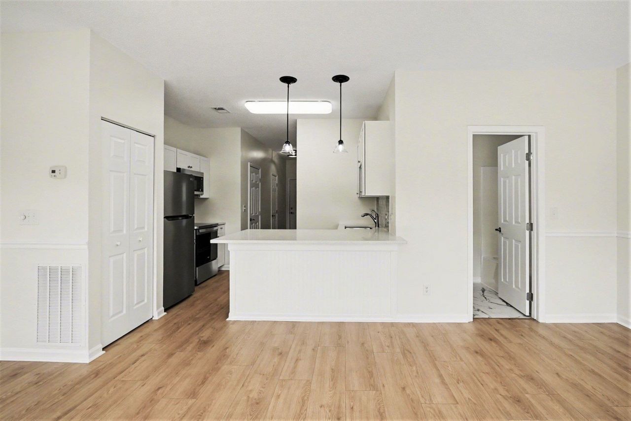 3931 Gladiola Ct.  Photo 8