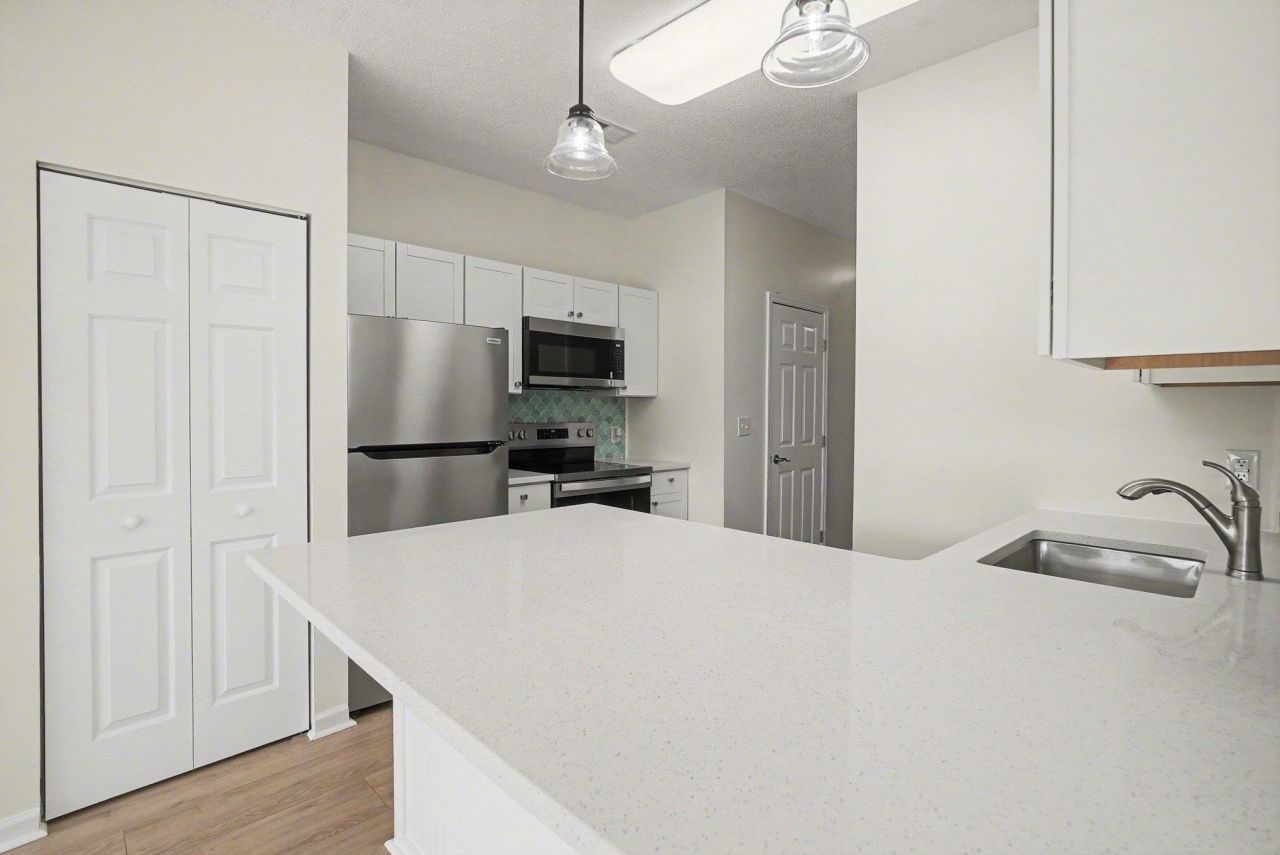 3931 Gladiola Ct.  Photo 9