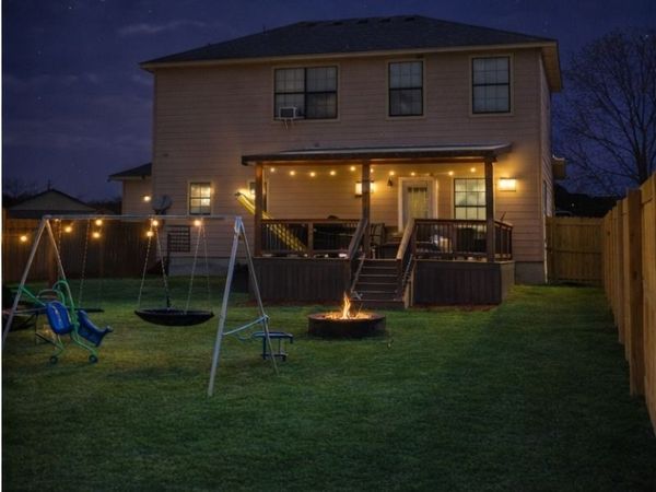 524 Indian Crossing, Jourdanton, TX 78026