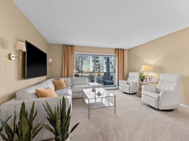 3000 Saint Albans Mill Road, Unit 111, Minnetonka, MN 55305