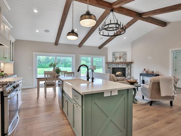 7591 255th Street, Wyoming, MN 55092