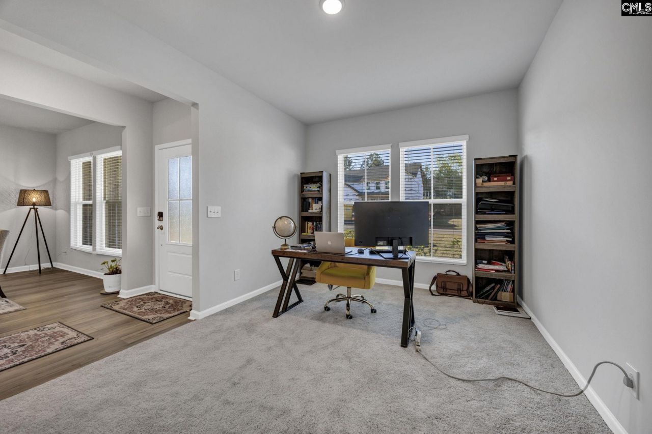 183 Schneider Lane  Photo 5