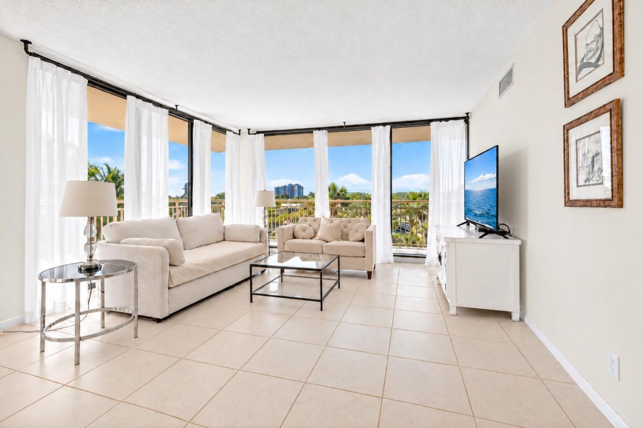 3400 N Ocean Drive, Unit 408, Singer Island, FL 33404 Photo