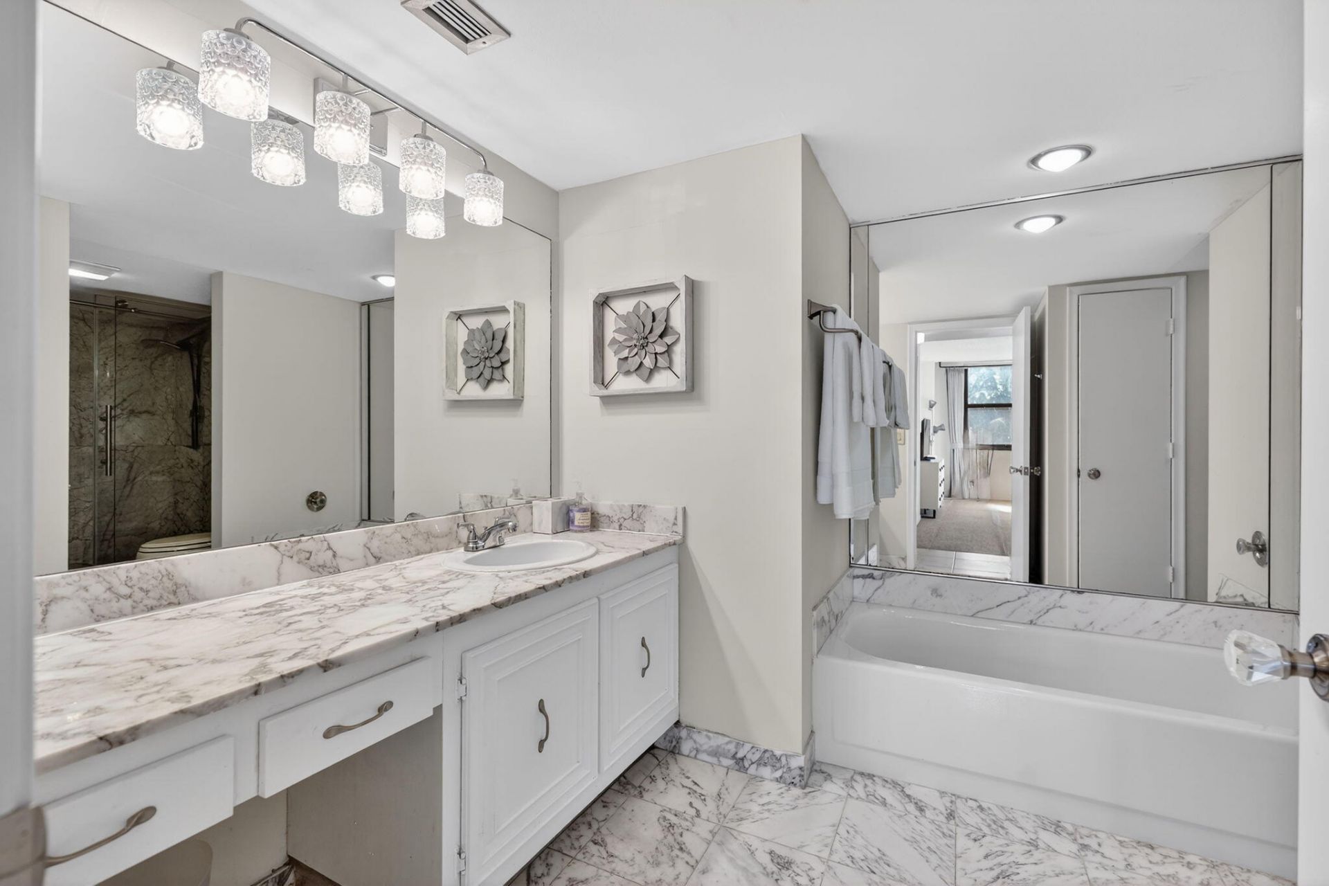 3400 N Ocean Drive, Unit 408, Singer Island, FL 33404 Photo