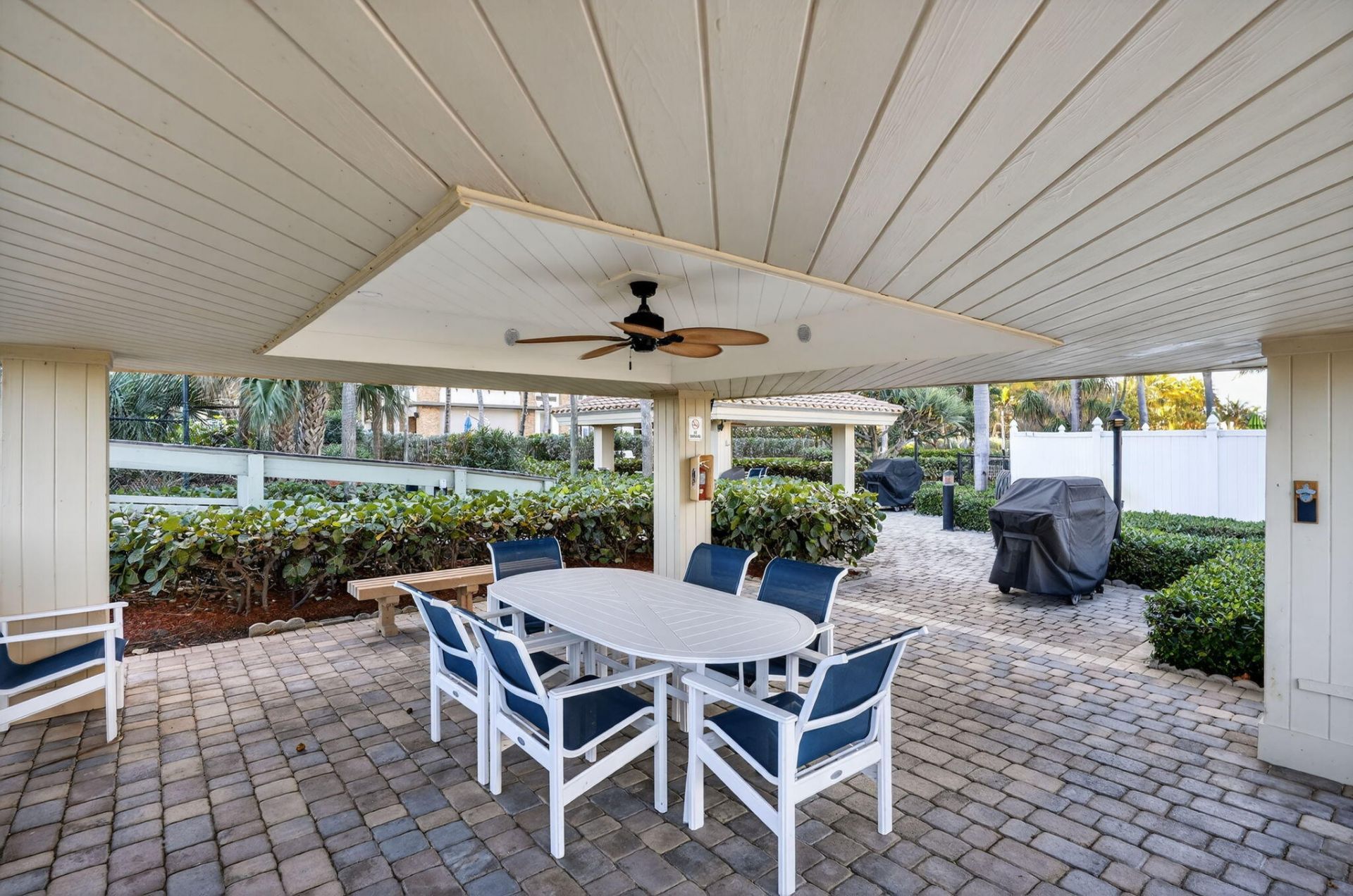 3400 N Ocean Drive, Unit 408, Singer Island, FL 33404 Photo