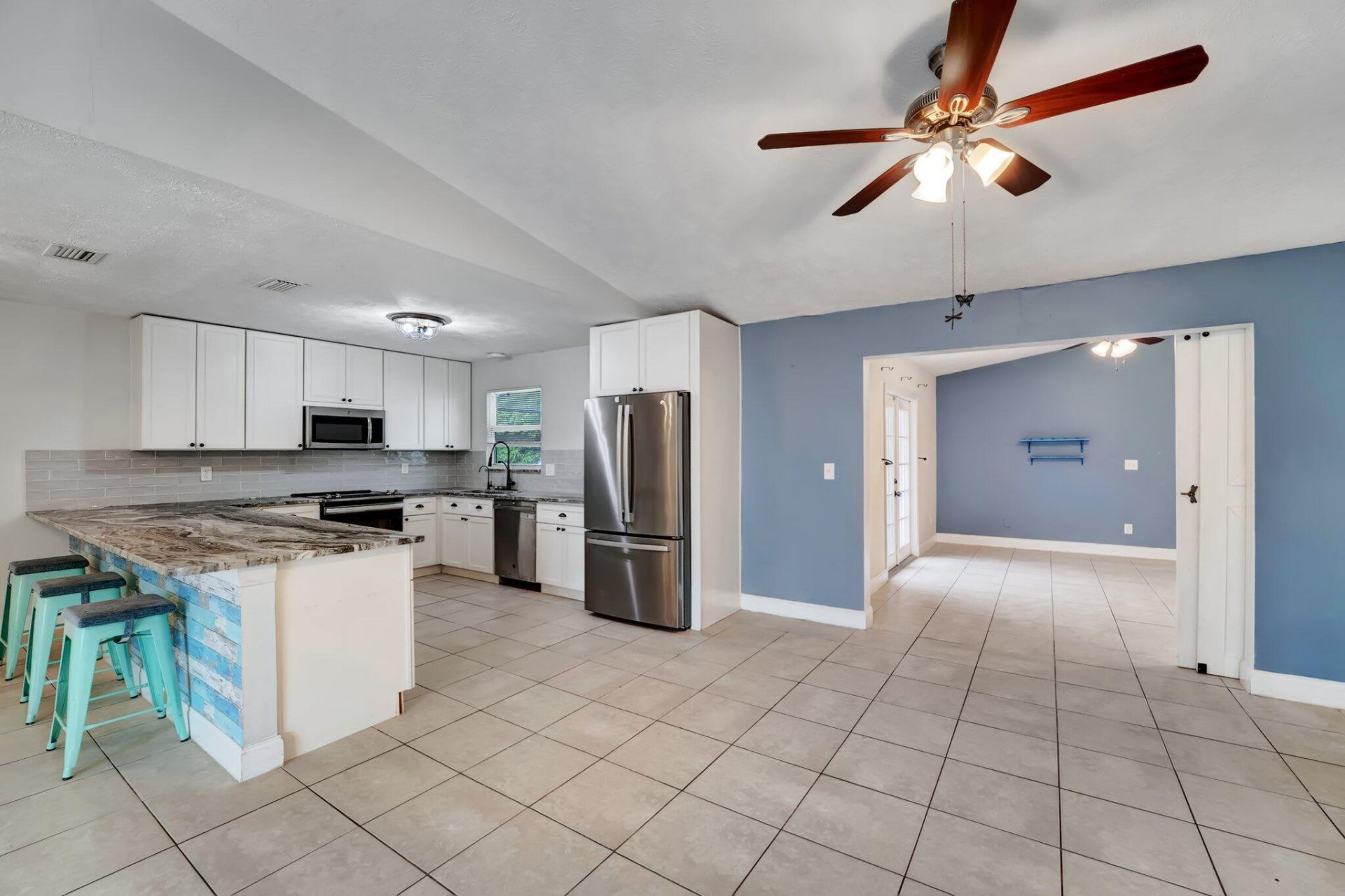 1918 SE Cheltenham Street, Port Saint Lucie, FL 34983 Photo