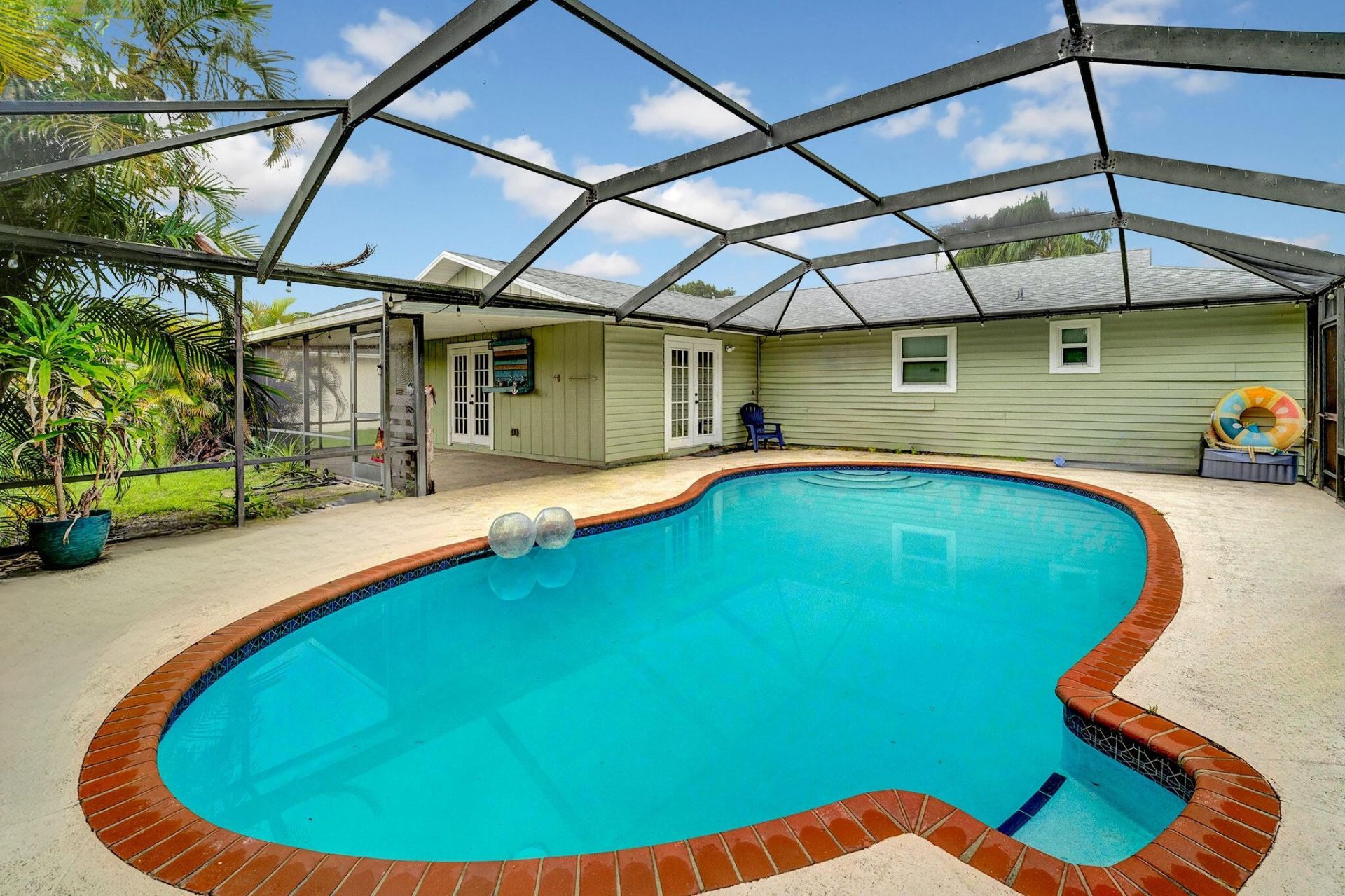 1918 SE Cheltenham Street, Port Saint Lucie, FL 34983 Photo