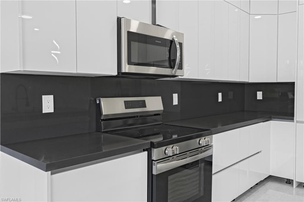 718 Bennington Dr, Lehigh Acres, FL 33974 Photo