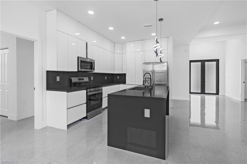 718 Bennington Dr, Lehigh Acres, FL 33974 Photo