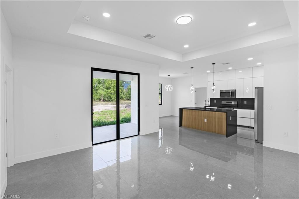 718 Bennington Dr, Lehigh Acres, FL 33974 Photo