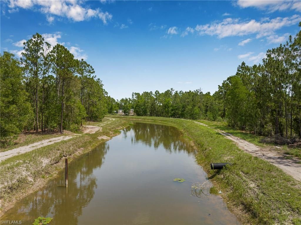 718 Bennington Dr, Lehigh Acres, FL 33974 Photo