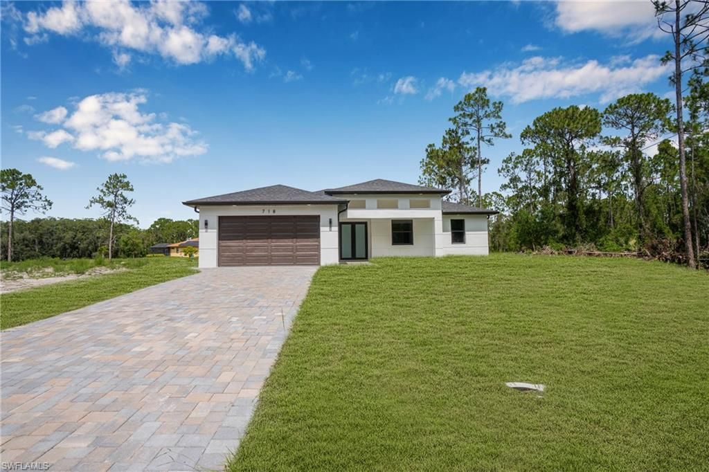 718 Bennington Dr, Lehigh Acres, FL 33974 Photo