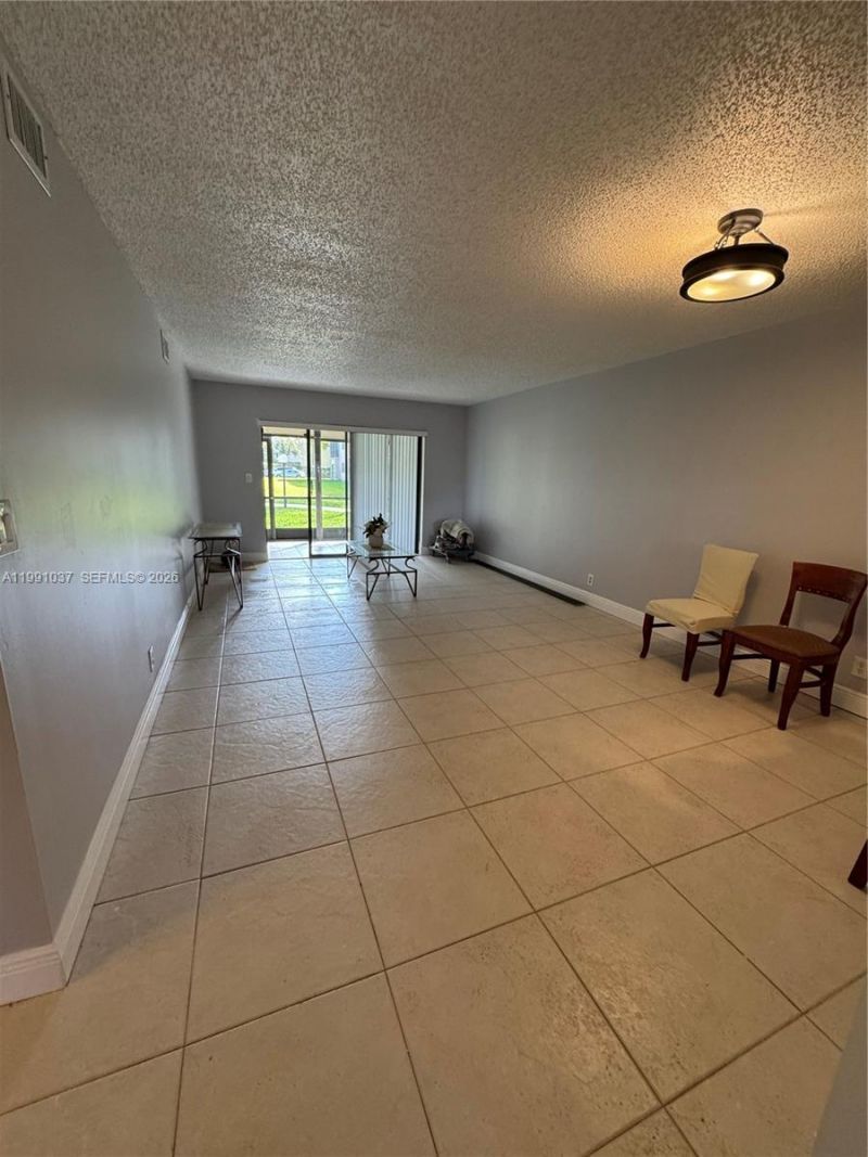 6095 N Sabal Palm Blvd , Unit 104, Tamarac, FL 33319 Photo