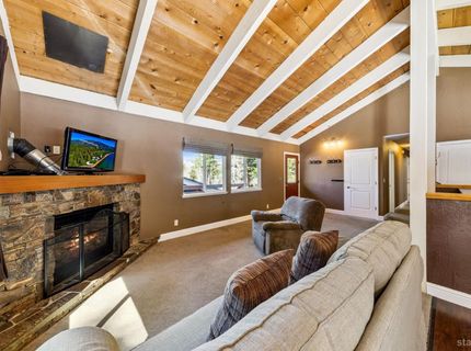 1655 Pebble Beach Drive, South Lake Tahoe, CA 96150 Photo