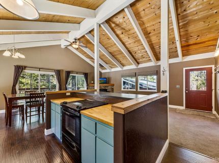 1655 Pebble Beach Drive, South Lake Tahoe, CA 96150 Photo