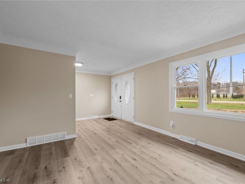 641 North Avenue, Tallmadge, OH 44278 Photo 4