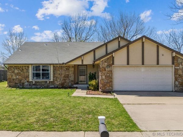 3866 S 98th East Street , Tulsa, OK 74146