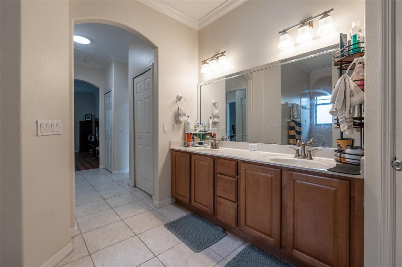 15681 SW 16th Terrace , Ocala, FL 34473 Photo