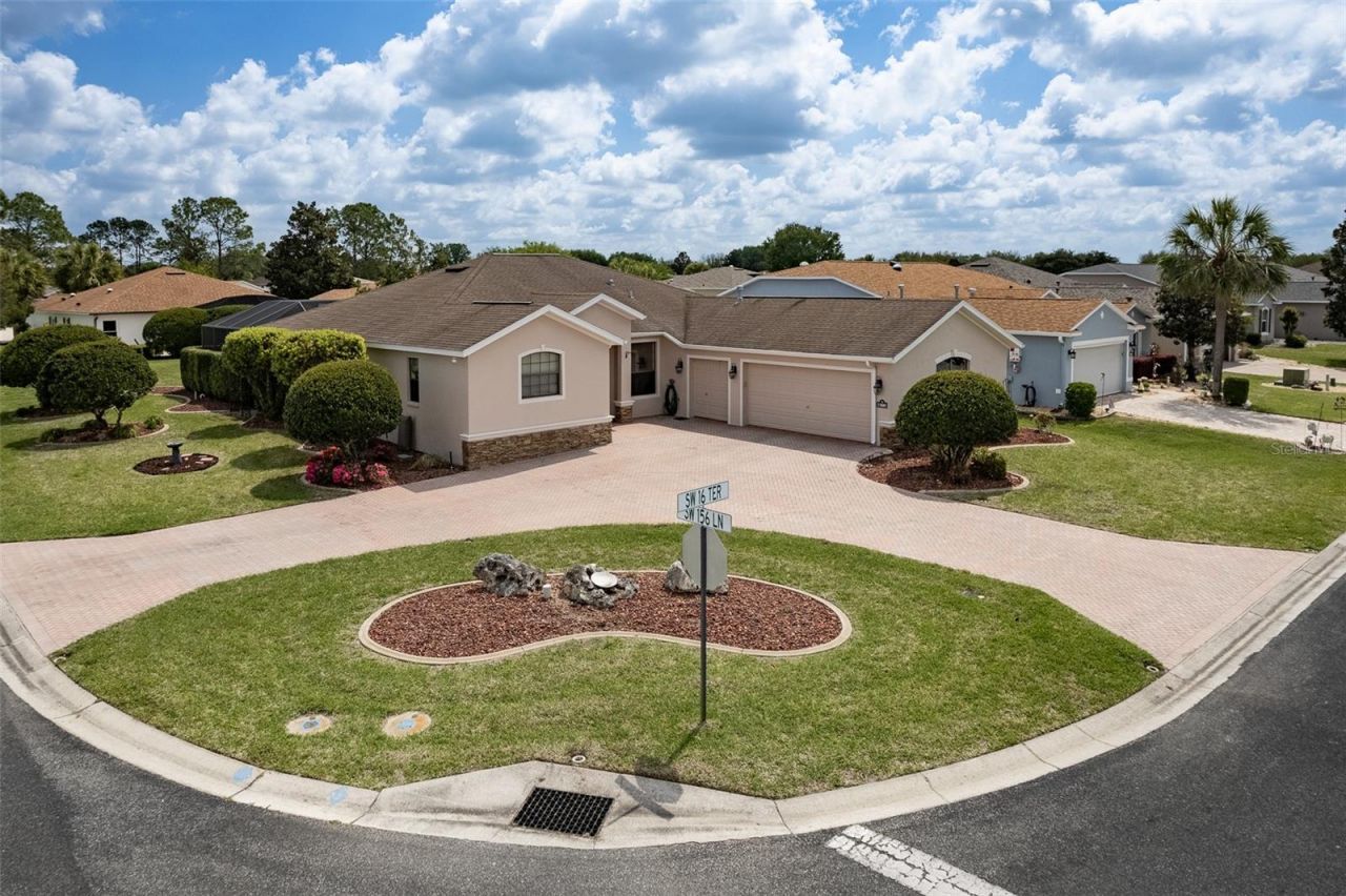 15681 SW 16th Terrace , Ocala, FL 34473 Photo