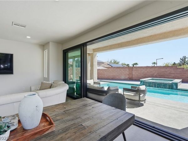 11063 Pegasus Drive, Las Vegas, NV 89135