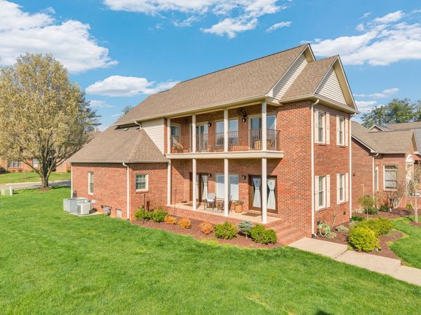 1700 Fairway Dr , Cookeville, TN 38501