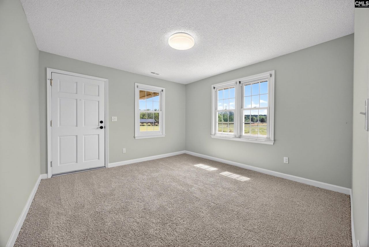 17583 Hwy 301 S Photo 4