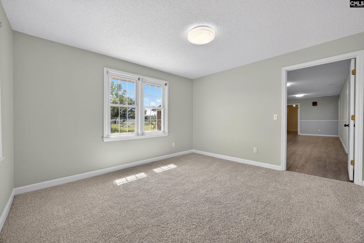 17583 Hwy 301 S Photo 5