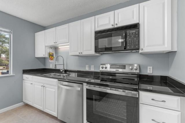 380 Myrtle Greens Dr. Photo 9