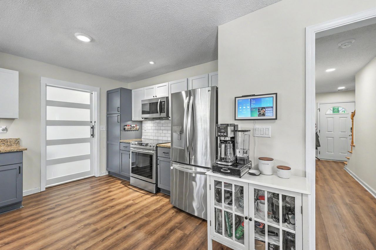 2200 Fragrant Lane Photo 23