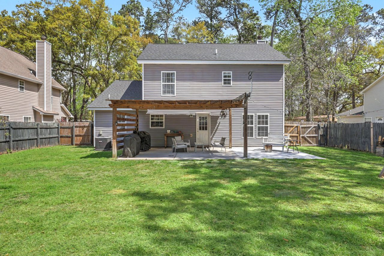 2200 Fragrant Lane Photo 35