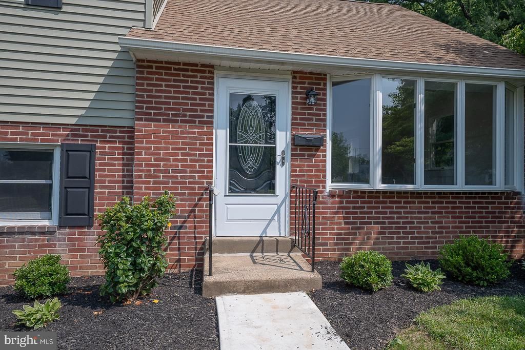 503 POPLAR ROAD , FLOURTOWN, PA 19031