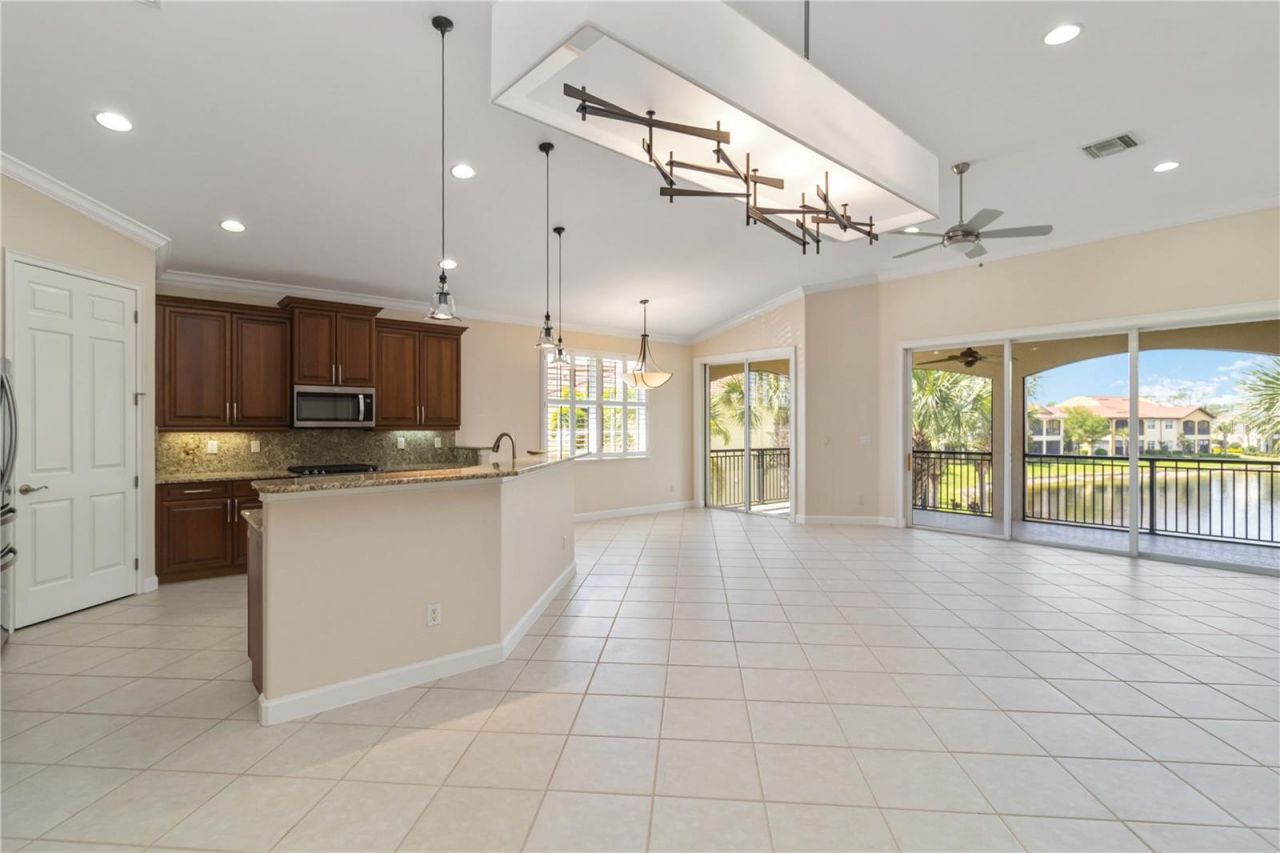 133 Bella Vista Terrace, Unit 32C, North Venice, FL 34275 Photo