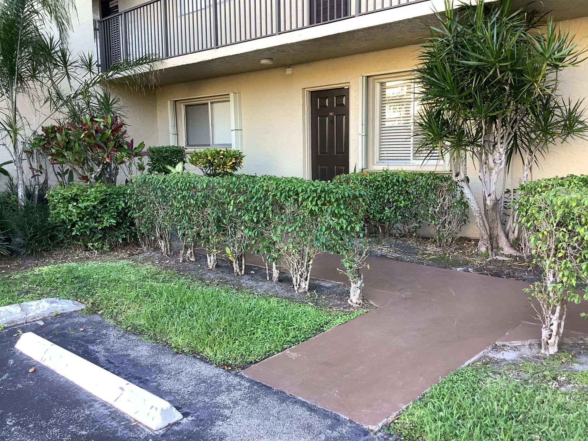 7840 NW 50th Street, Unit 107, Lauderhill, FL 33351 Photo