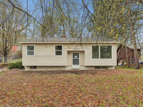 1444 Ames Avenue E, Saint Paul, MN 55106