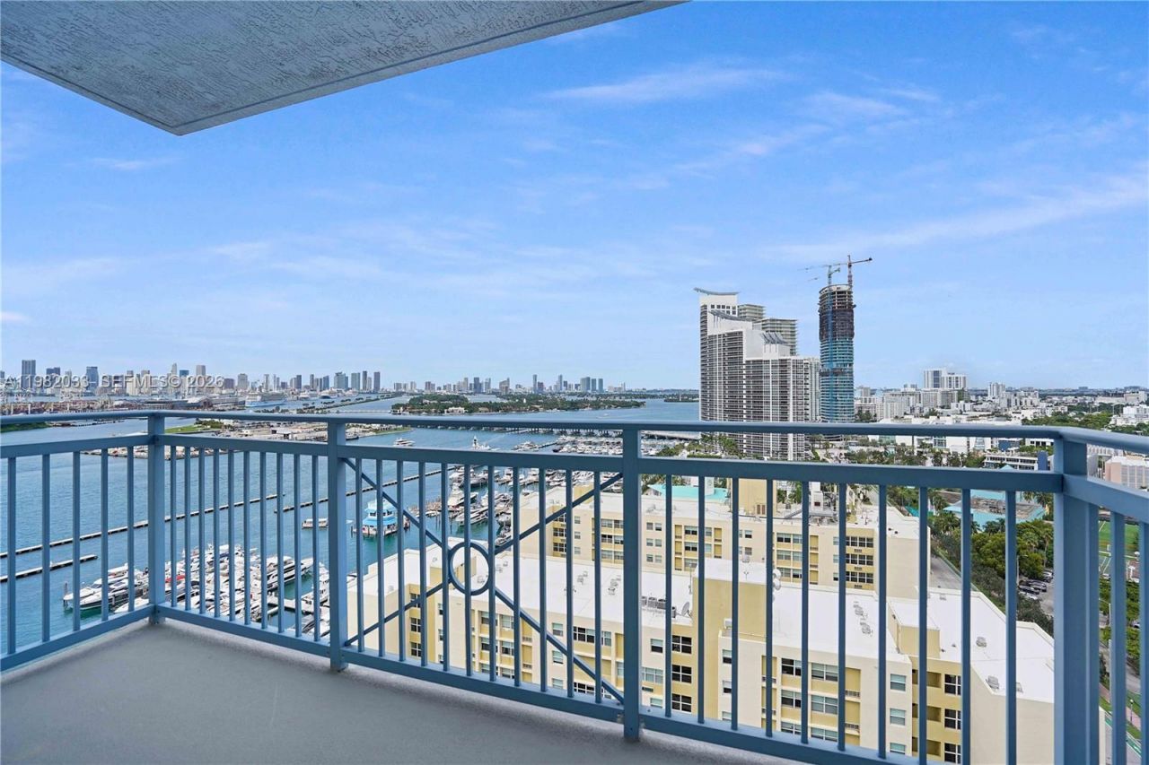 90 Alton Rd, Unit 2212, Miami Beach, FL 33139 Photo