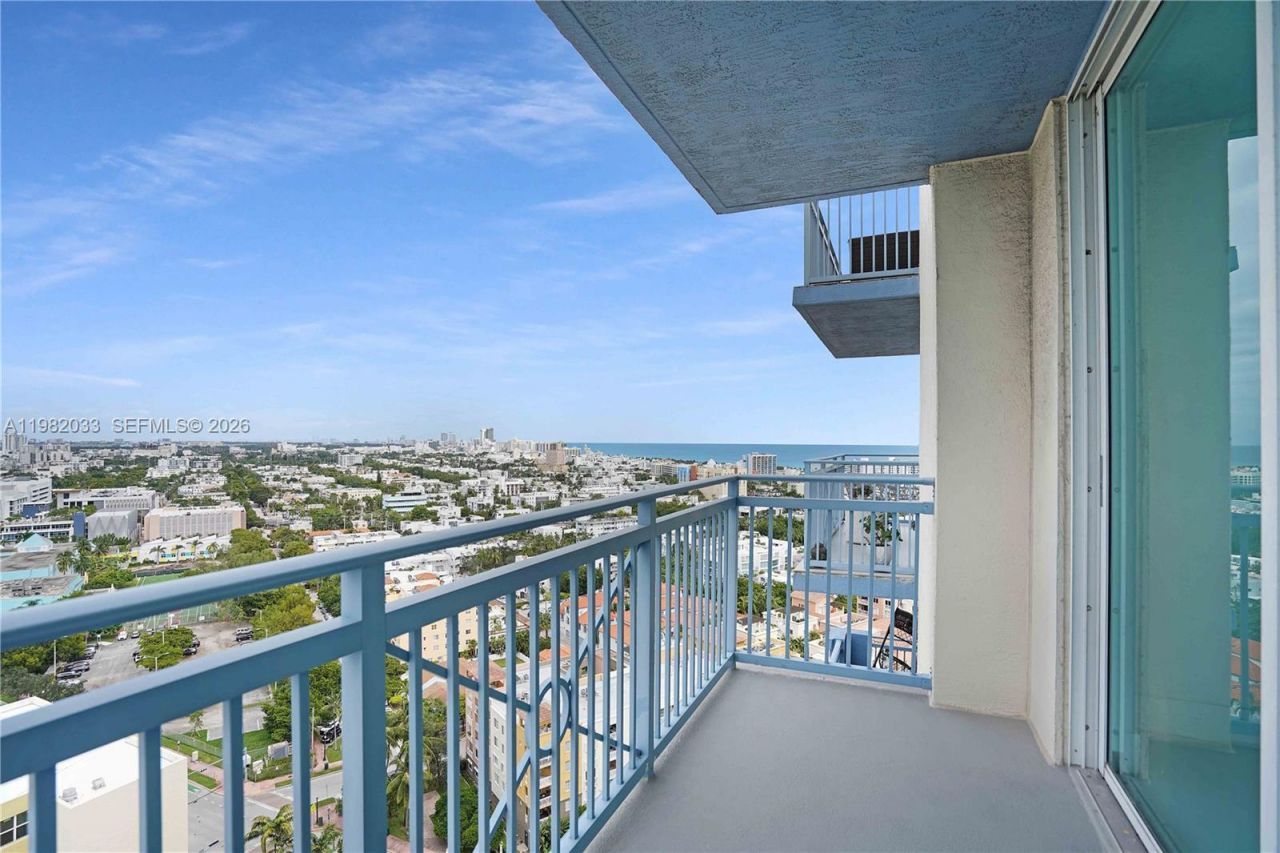 90 Alton Rd, Unit 2212, Miami Beach, FL 33139 Photo